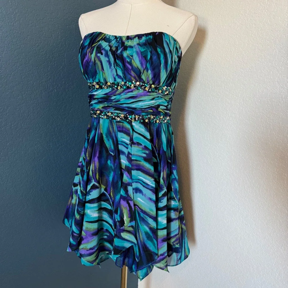 y2k homecoming dress Electric Blue Goth Inspiration Y2K Prom Dresses: The Iconic